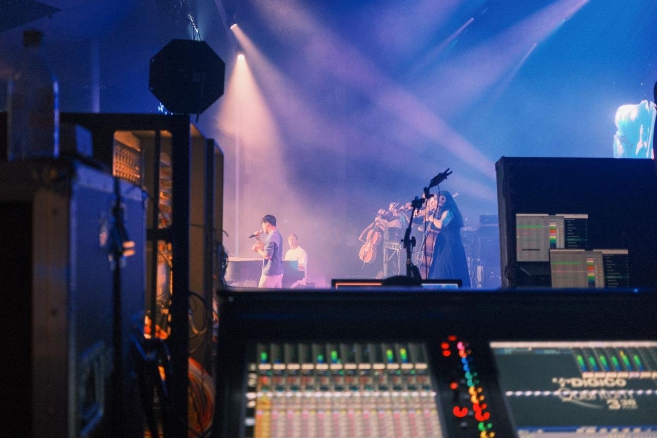 Kygo strings and backline